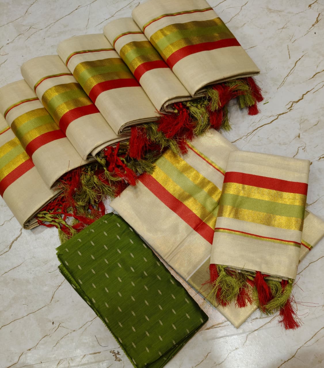 Special Golden Tissue Kunjalam Double Colout Set Mund Print Set Mund